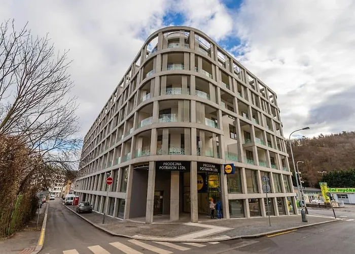 Apartamento Flat With Bathtub & Balcony, Only 12min Centrum, 200mb Wifi